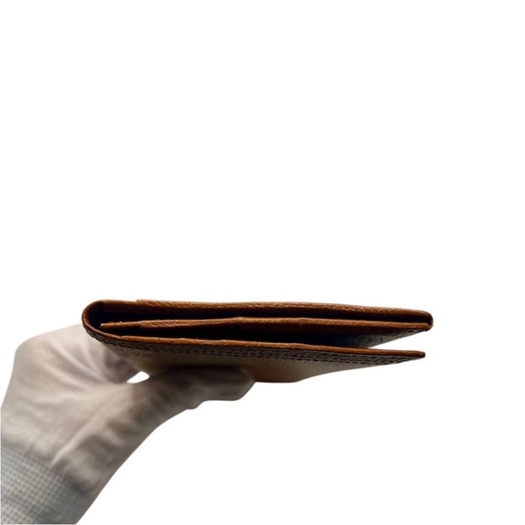 Yves Saint Laurent Tan Leather Wallet - Picture 4 of 13